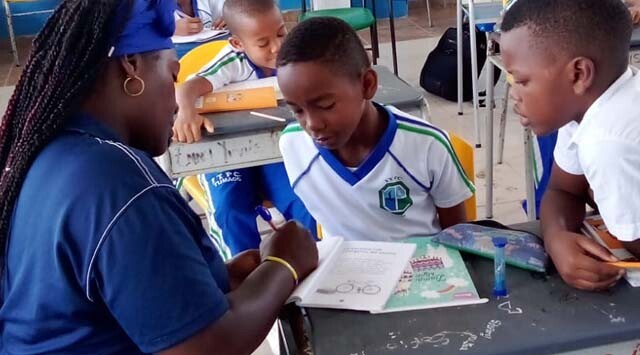 COLOMBIA_ATAL EN ESCUELAS.jpg